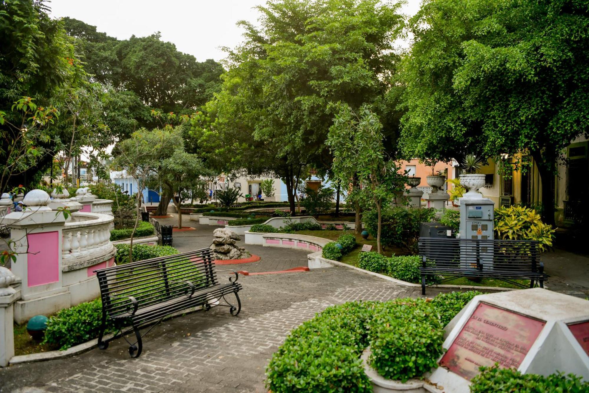 Hotel Honky Tonk Colonial Santo Domingo Esterno foto