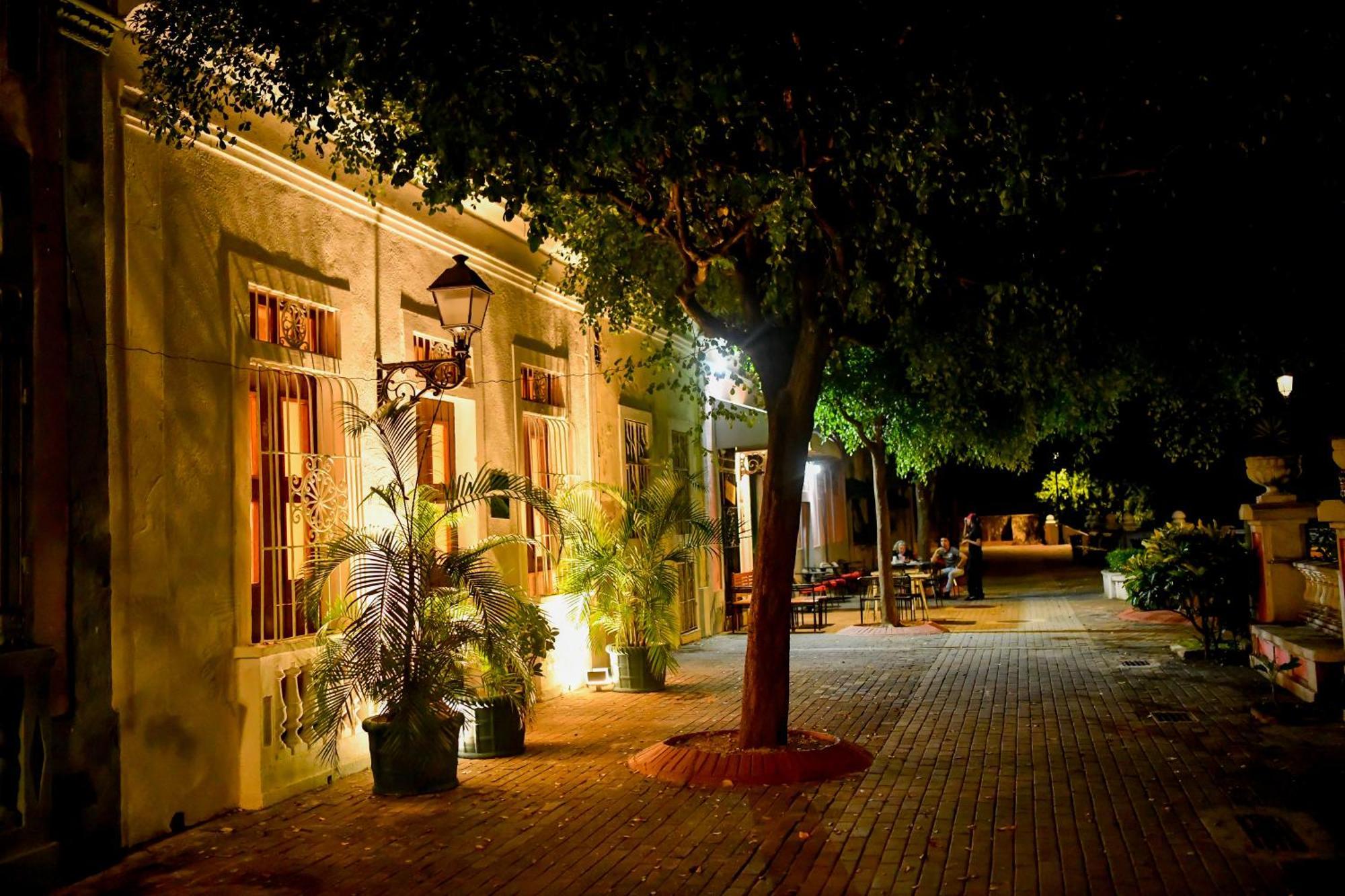 Hotel Honky Tonk Colonial Santo Domingo Esterno foto