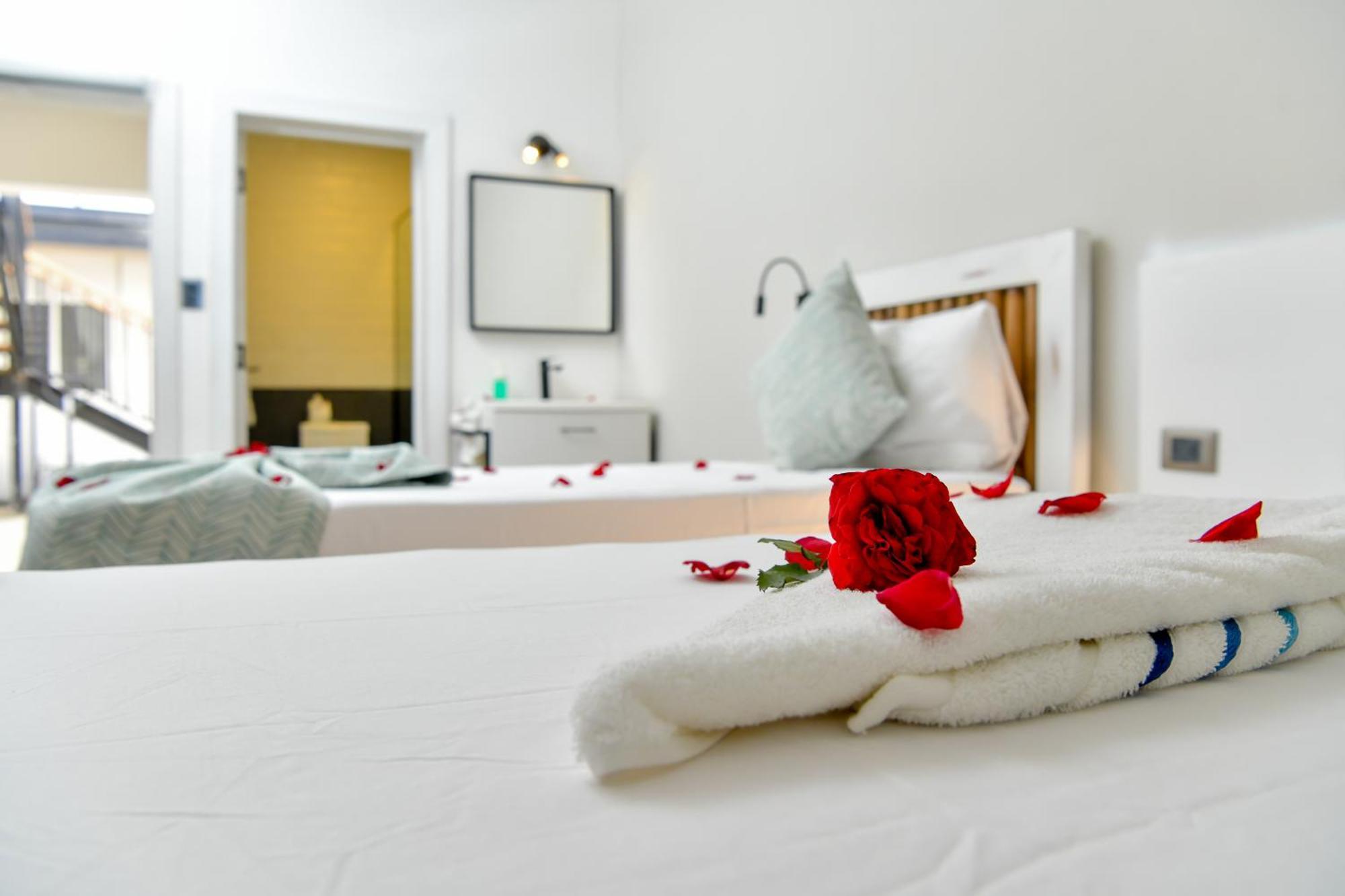 Hotel Honky Tonk Colonial Santo Domingo Esterno foto