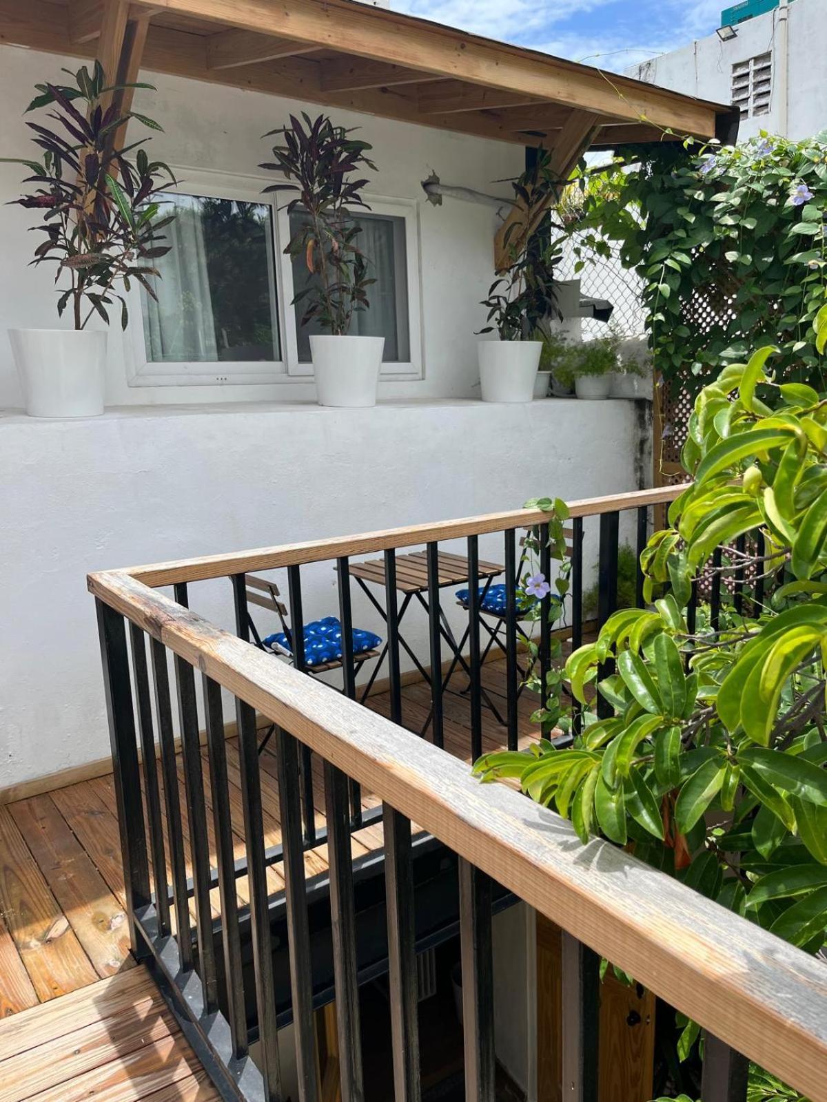 Hotel Honky Tonk Colonial Santo Domingo Esterno foto